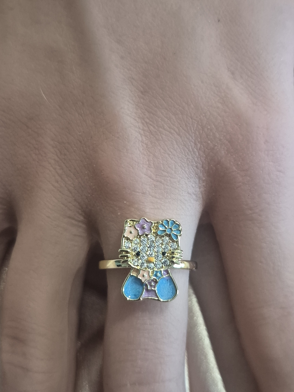 Gold-Tone Kitty Flower Enamel Ring with Blue Accents